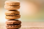 Delicious macarons pictures desktop wallpaper