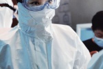 《Ebola frontline》Wu You stills and pictures