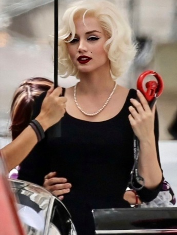 梦露传记片金发美人电影路透