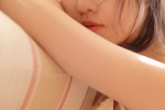 初戀少女性感吊帶睡裙居家寫真