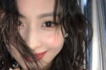 TWICE member momo shows her forehead modeling pictures