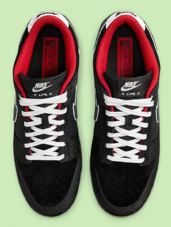 Partial details of Nike DunkLow eSports luminous model