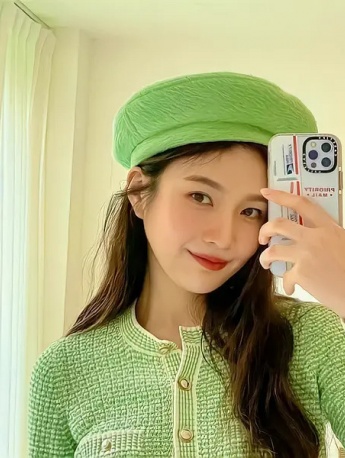 紅貝貝joy元氣女生頭像