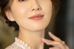Liu Shishi elegant and sexy photo in white hollow dress