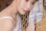火辣吊帶美女撩長腿性感寫真