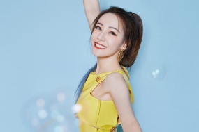 Dilireba energetic and sexy photo computer wallpaper