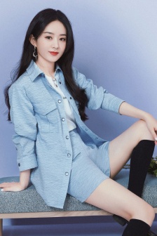 Zhao Liying blue suit sexy stockings photo