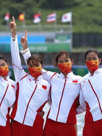 中国组合赛艇女子四人双桨夺金