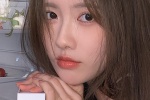 梨渦允允甜美少女手機壁紙