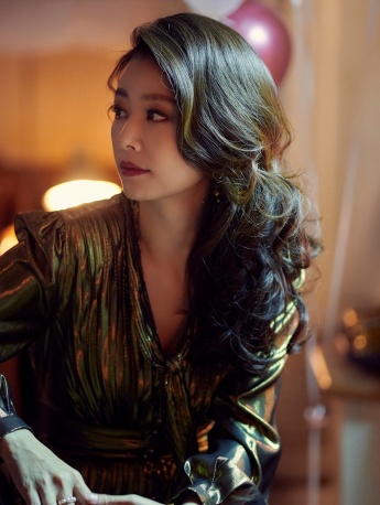 華燈初上羅雨儂高清劇照