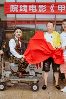 電影《純屬虛構 》圖片