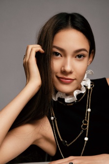 Gu Ailing fashion sexy photo pictures