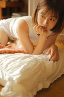 日系美女模特火辣性感私房写真