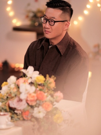 Yang Lei《Spring Delays Departure》Pictures