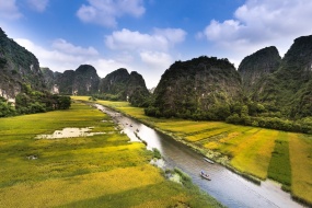 优美的河流风光美景图片桌面壁纸