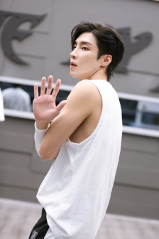 Gao Hanyu《the brother who overcame all obstacles》still pictures