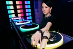 Zhou Xun's charming and sexy photos at electronic music party