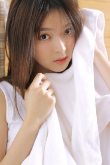 极品美女校花柔美性感私房写真