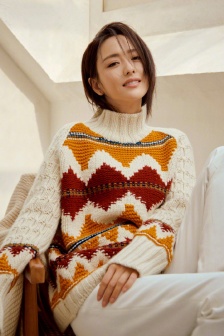 Tong Liya's early winter fashion and sexy photos