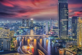 Bangkok, Thailand neon city night scene picture desktop wallpaper