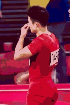 Photos of Su Bingtian's buttocks