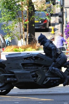 The Flash movie reveals new set photos