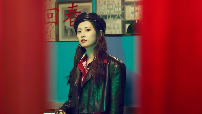 陳鈺琪電腦桌麵壁紙圖片