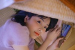居家美女甜美寫真高清電腦壁紙