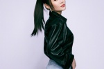 Xu Dongdong's cool and sexy photo pictures in black leather clothes