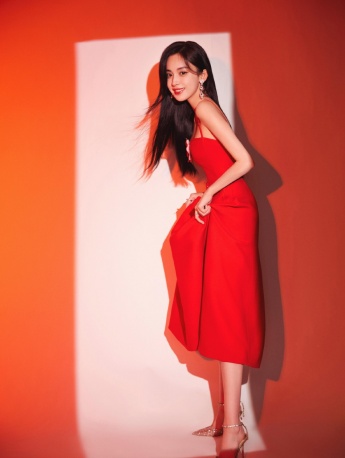 Sexy beauty Guli Nazha Valentine's Day photo