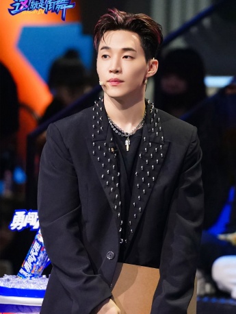 Liu Xianhua《This is Street Dance 4》Fifth issue stills pictures