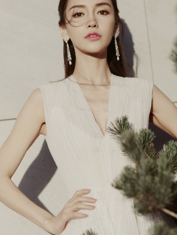 Angelababy charming sexy photo mobile wallpaper