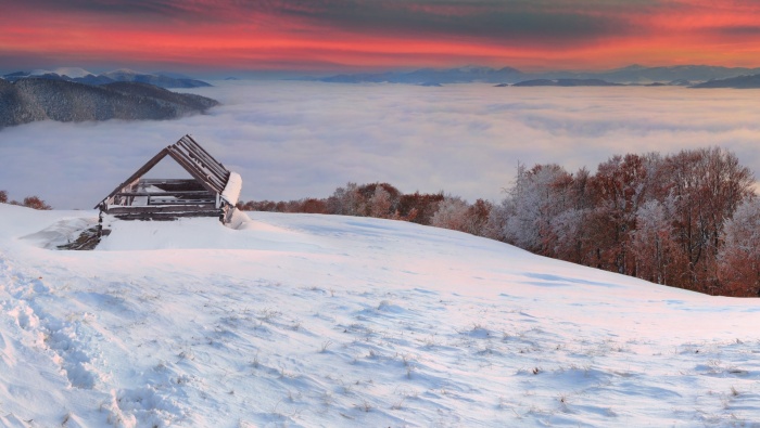 Solar term light snow mountain top beautiful snow scene picture desktop wallpaper