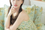 純欲少女印花吊帶裙性感寫真