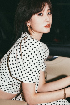 Sexy Qiao Xin photo mobile wallpaper