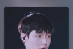 Handsome star Zhang Yixing mobile wallpaper