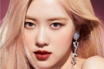 Real pictures written by ROSÉ Park Chae Young in fashion magazine