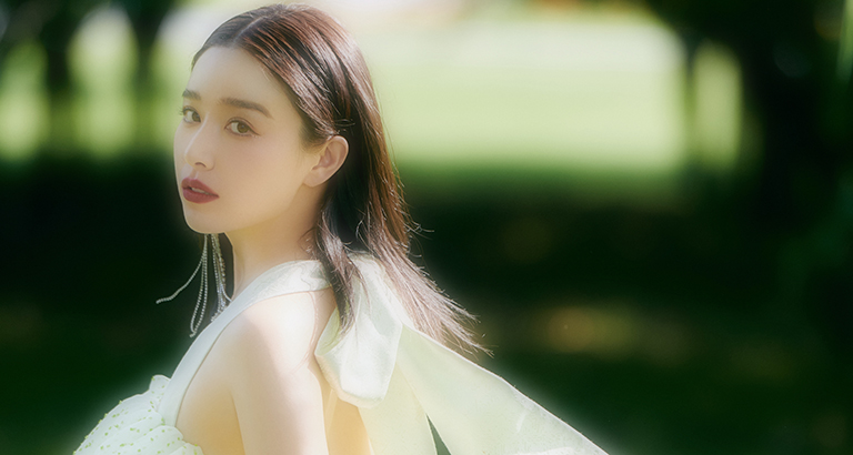 Kan Qingzi desktop wallpaper