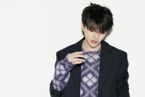 Handsome star Cai Xukun handsome pictures desktop wallpaper