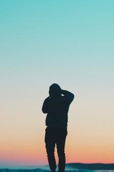 Beautiful and beautiful portrait back picture mobile wallpaper