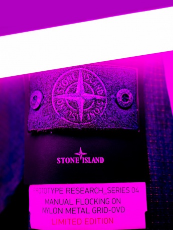 Stone Island trend mobile wallpaper