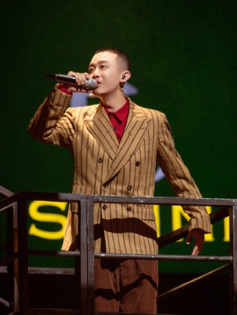 GAI Zhou Yan《the brother who overcame all obstacles》5th issue stills pictures