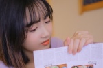 居家美女甜美寫真高清電腦壁紙
