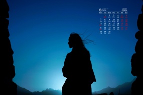 2021年6月護眼藍色風景桌麵日曆壁紙