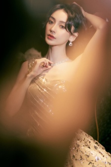 Sexy beauty angelababy full screen mobile wallpaper