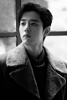 肖战初秋帅气写真图片