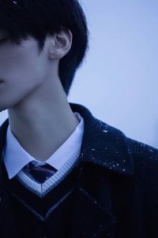 高级质感又很帅气的男生头像图片