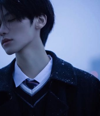 高級質感又很帥的男生頭像圖片