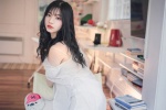 時尚靚妹蕾絲吊帶睡衣性感寫真