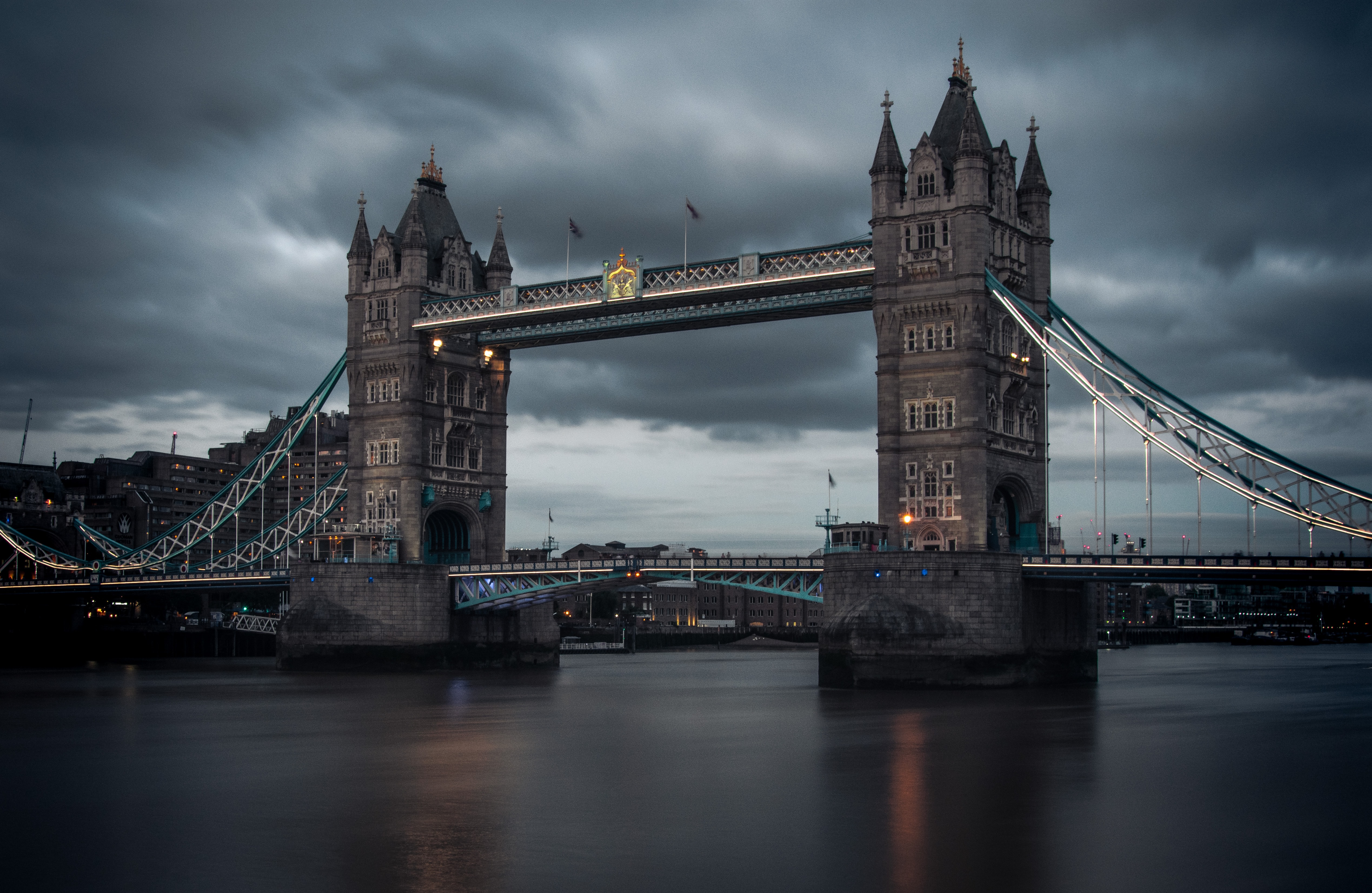 英国伦敦塔桥风景图片桌面壁纸